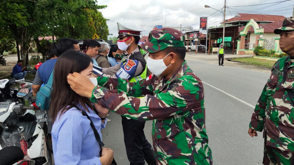 Mulawarman Peduli Hut Kodam Vi Mlw Ke Kodim Malinau Gelar Razia Masker Pilar