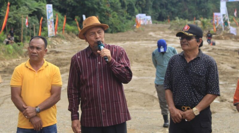 Bupati Pasbar Buka Grasstrack Open Sumatera Peridon Siap Maju Tahun 2024